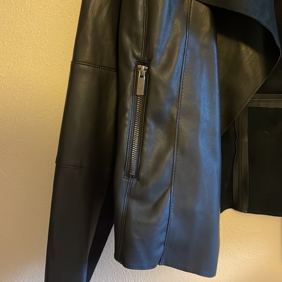 The Limited Collection Pleather and faux suede jacket -Size XS - Picture 7 of 8
